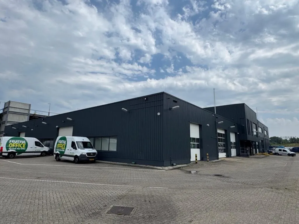 Gevel-renovatie-Amsterdam-Base-Investments-Property-Restyle-Group-03.PG